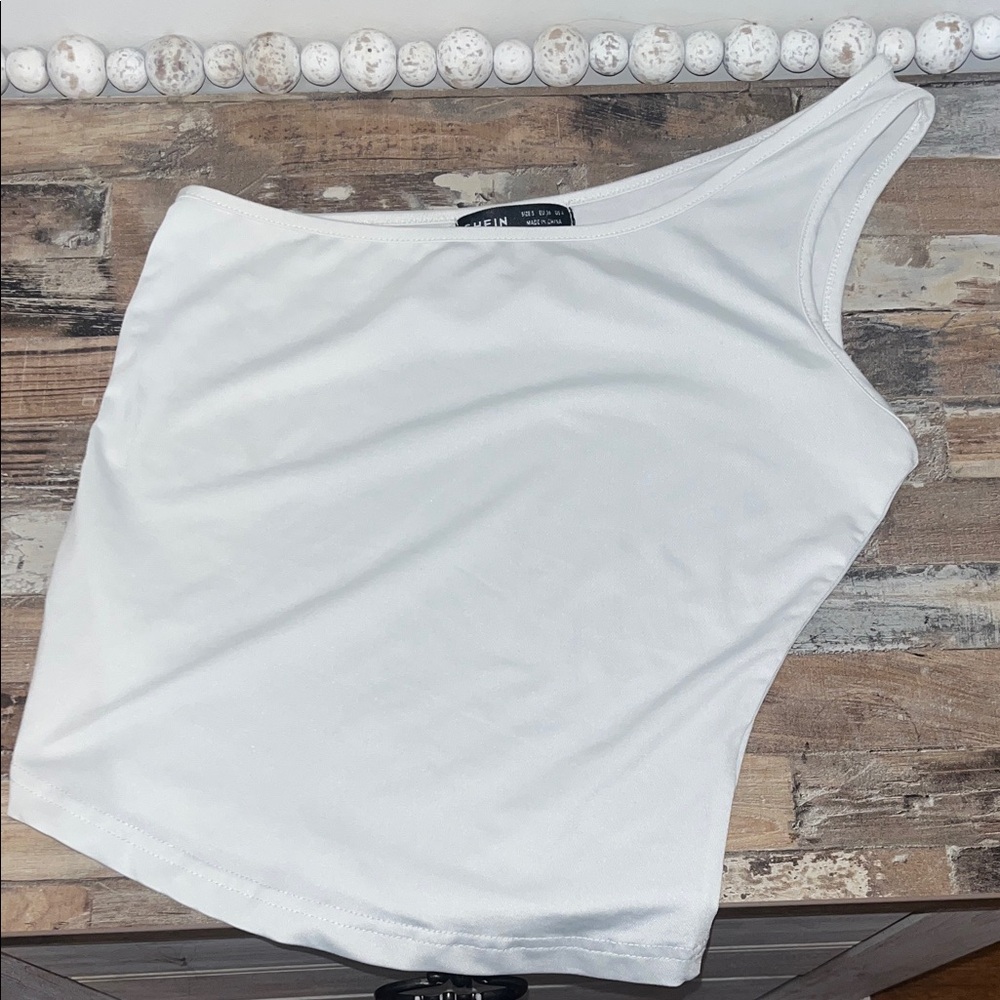SHEIN White Asymmetrical Tank Top